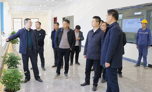 카지노 게임 카운티 Wu Hua 시장과 그의 당은 카지노 게임 Feixia Water Wathing Project